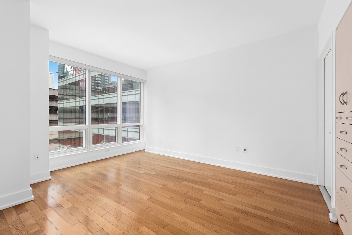 350 W 42ND Street 7G