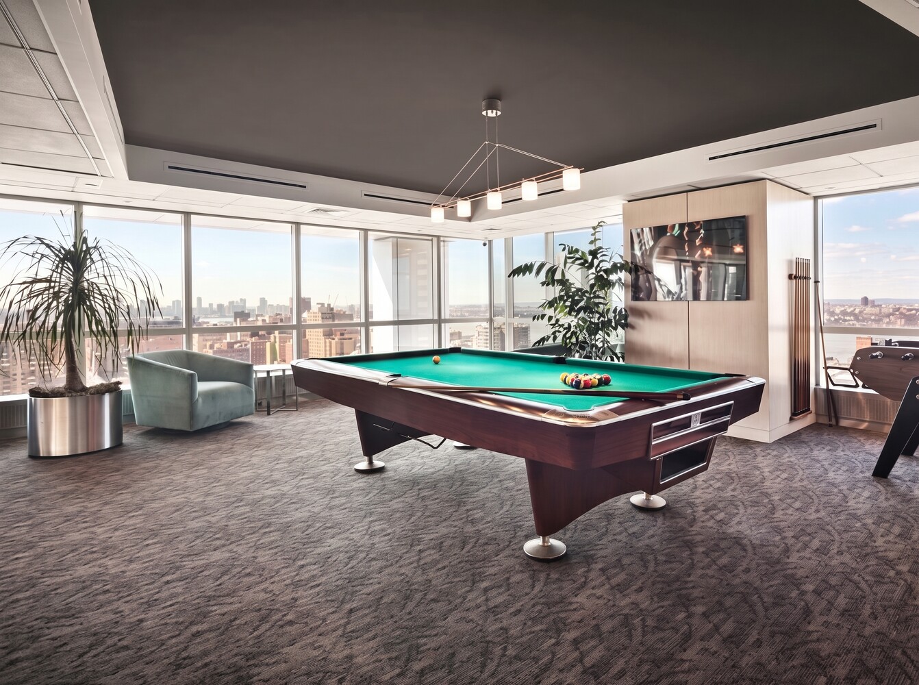 350 W 42ND Street 7G