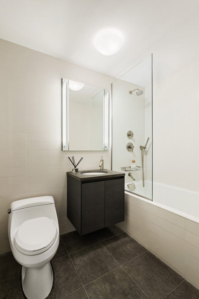 77 READE Street 3B