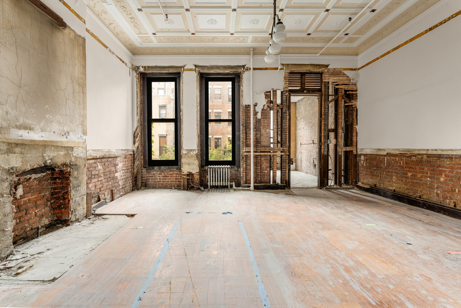 128 W 121ST Street