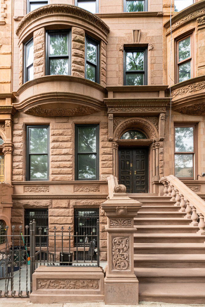 128 W 121ST Street