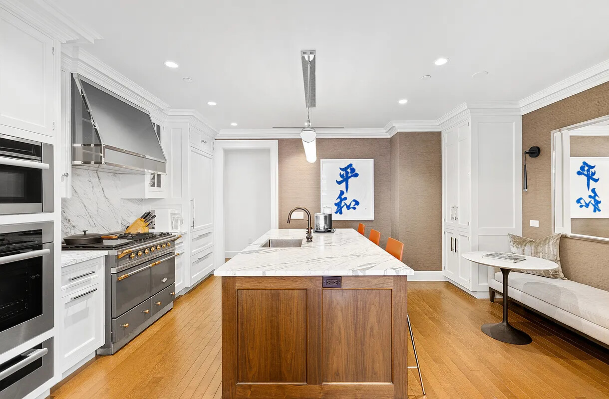 150 E 78TH Street 2B