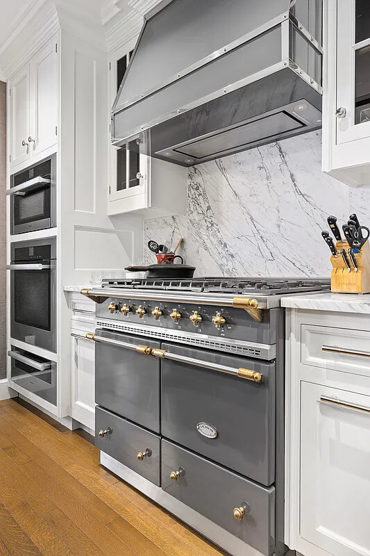 150 E 78TH Street 2B