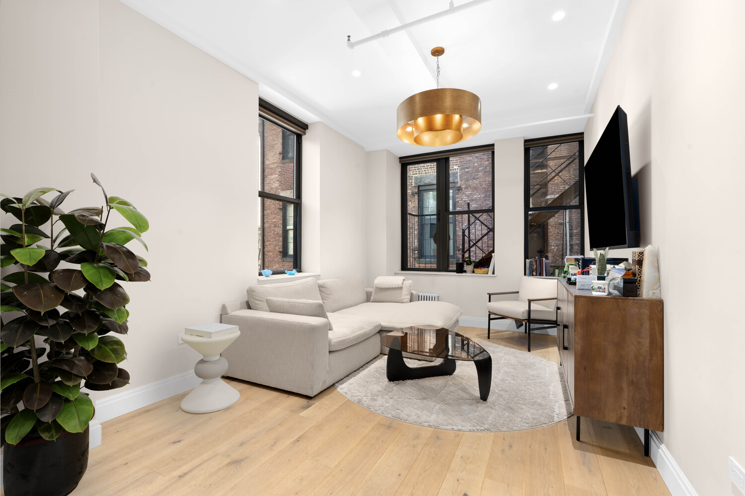 24 W 30TH Street 5S