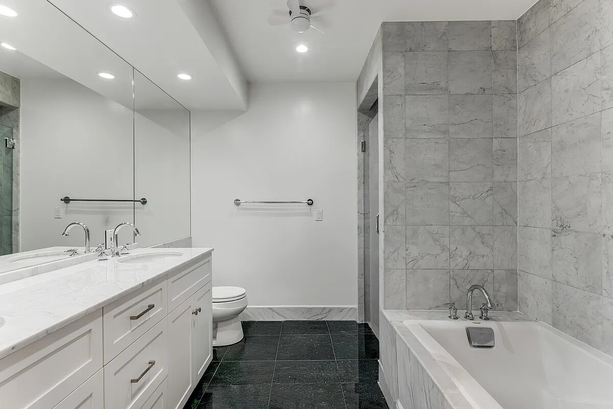 65 THOMPSON Street TWO