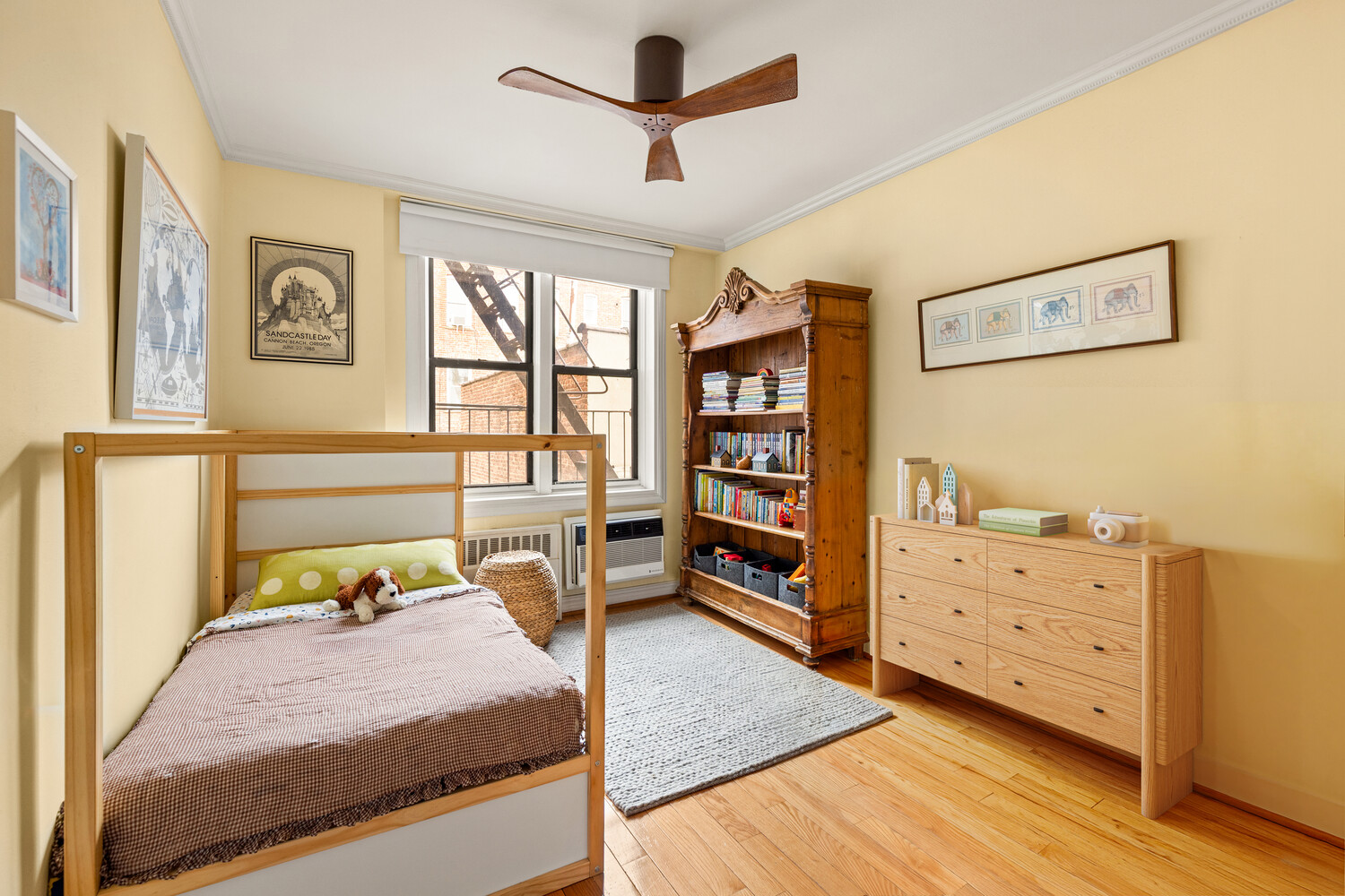 275 WEBSTER Avenue 4L