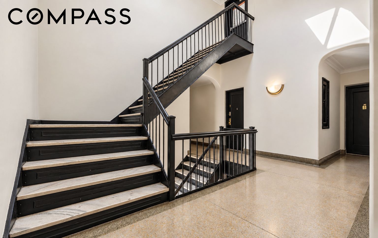 59 Pineapple Street 6L