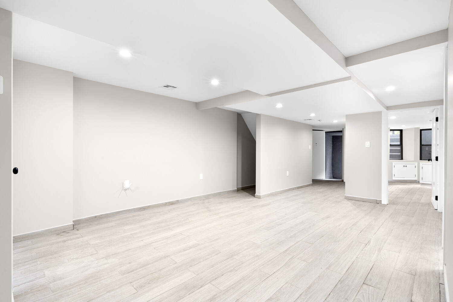 964 ST JOHNS Place 1