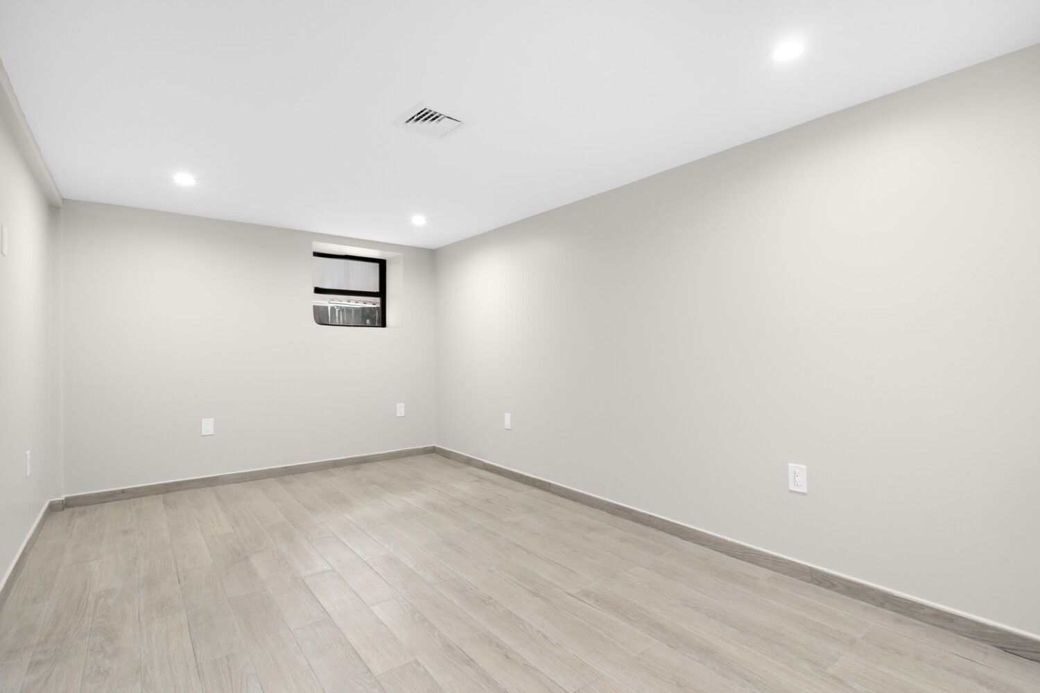 964 ST JOHNS Place 1