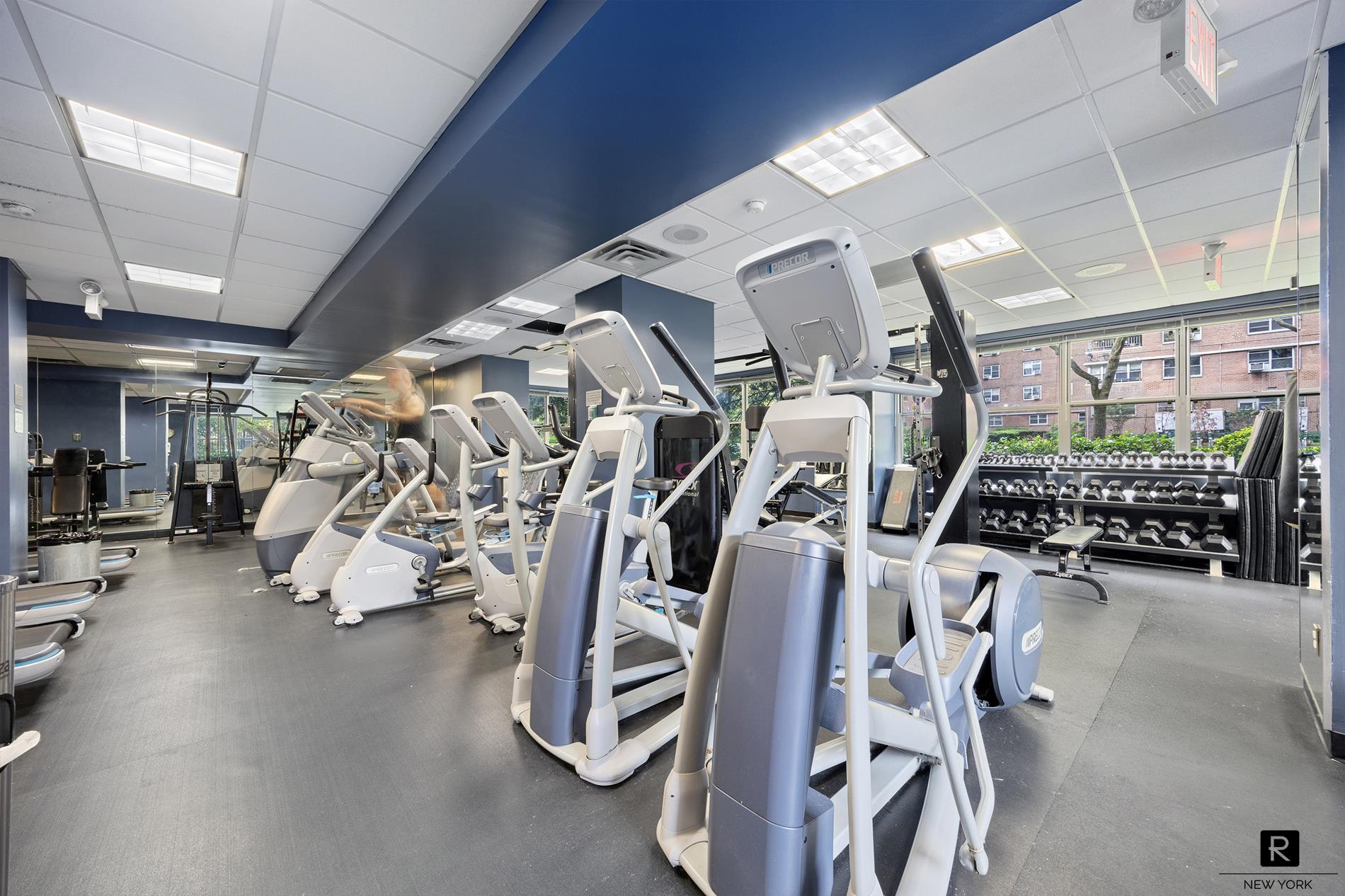 477 Fdr Drive M1602