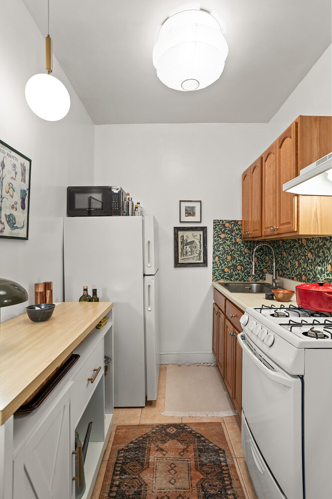 274 HANCOCK Street 4