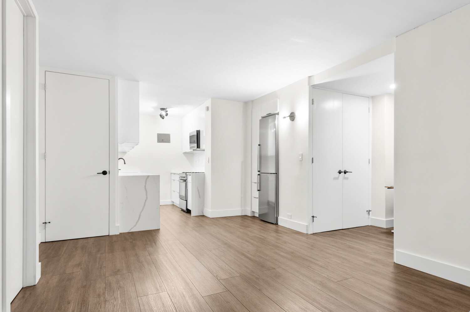 77 E 12TH Street 2K