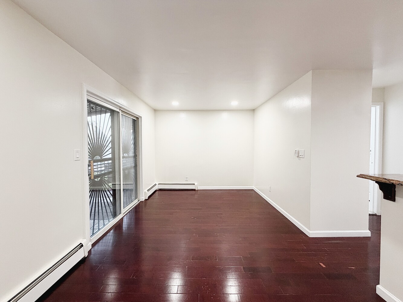 20 N PORTLAND Avenue 5
