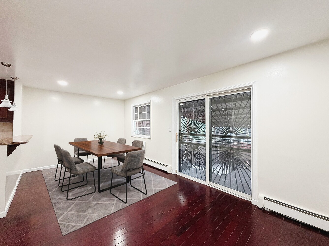 20 N PORTLAND Avenue 5