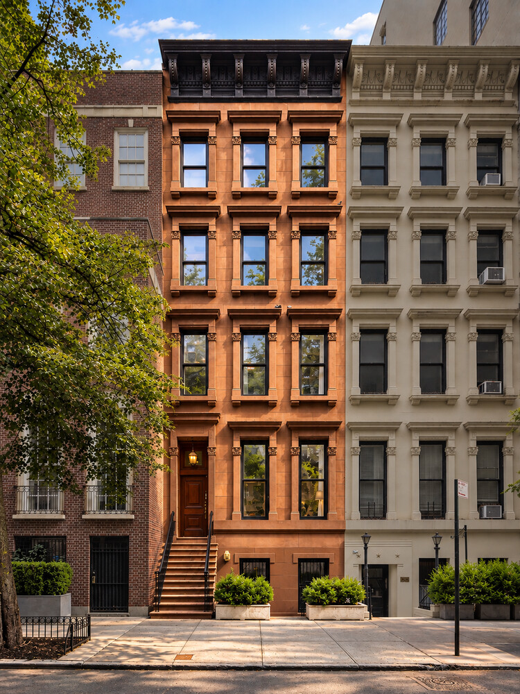 51 E 67TH Street TH