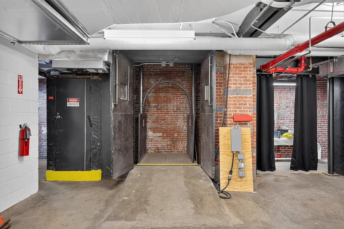 81 WOOSTER Street BASEMENT