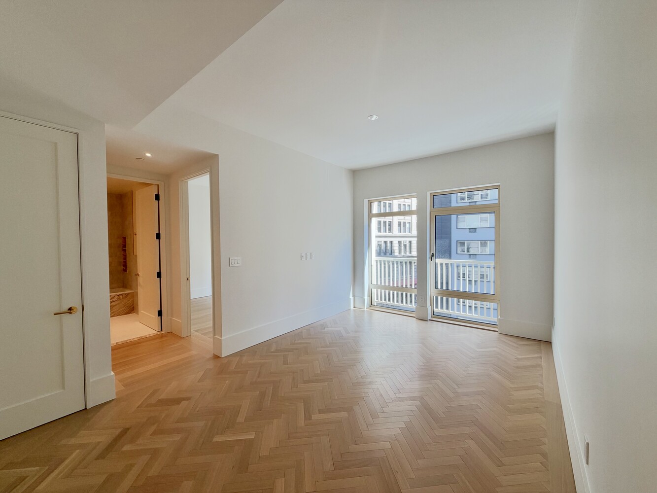 815 BROADWAY 401