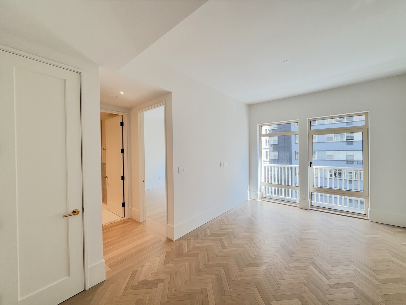 815 BROADWAY 401