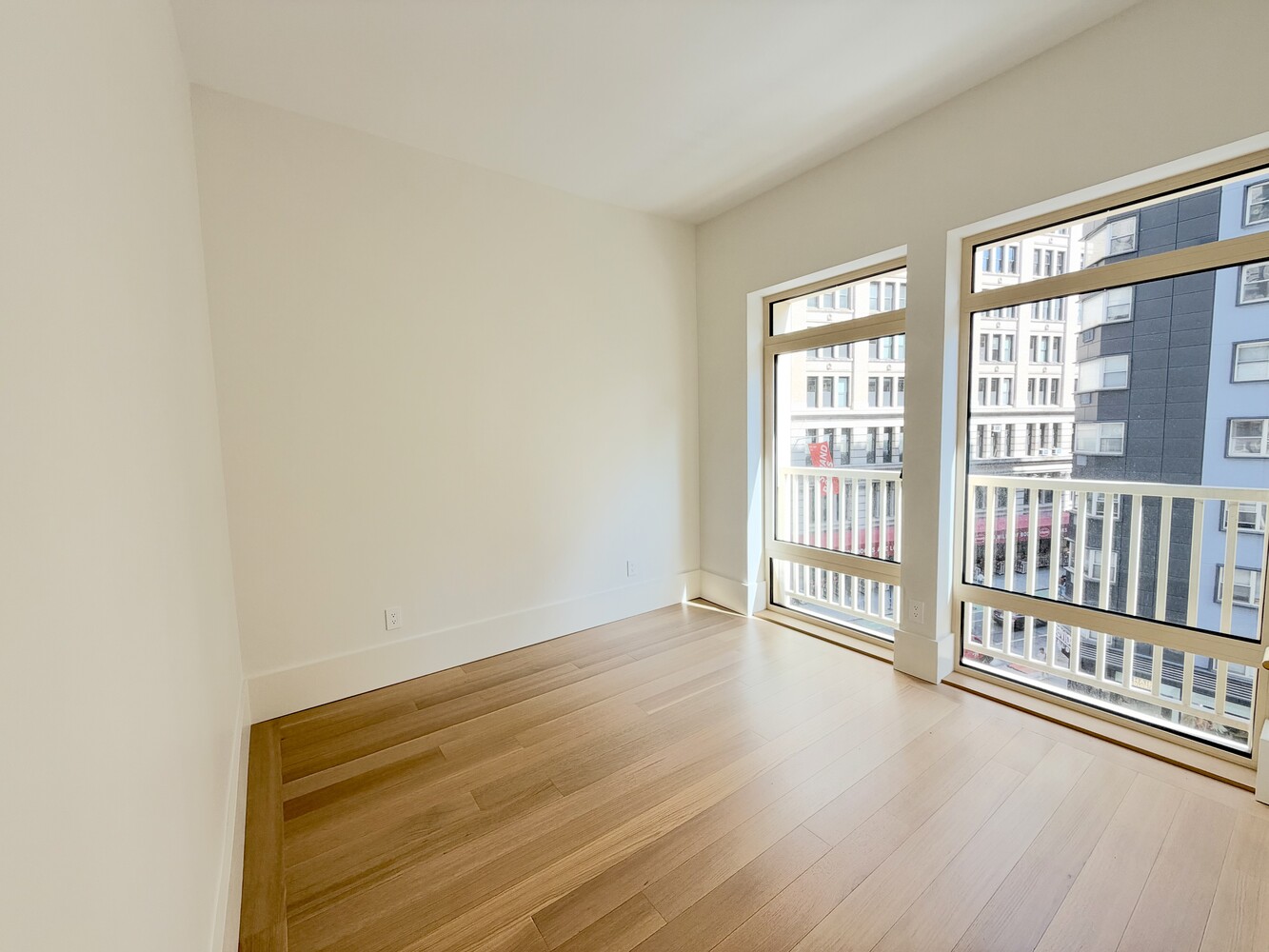 815 BROADWAY 401