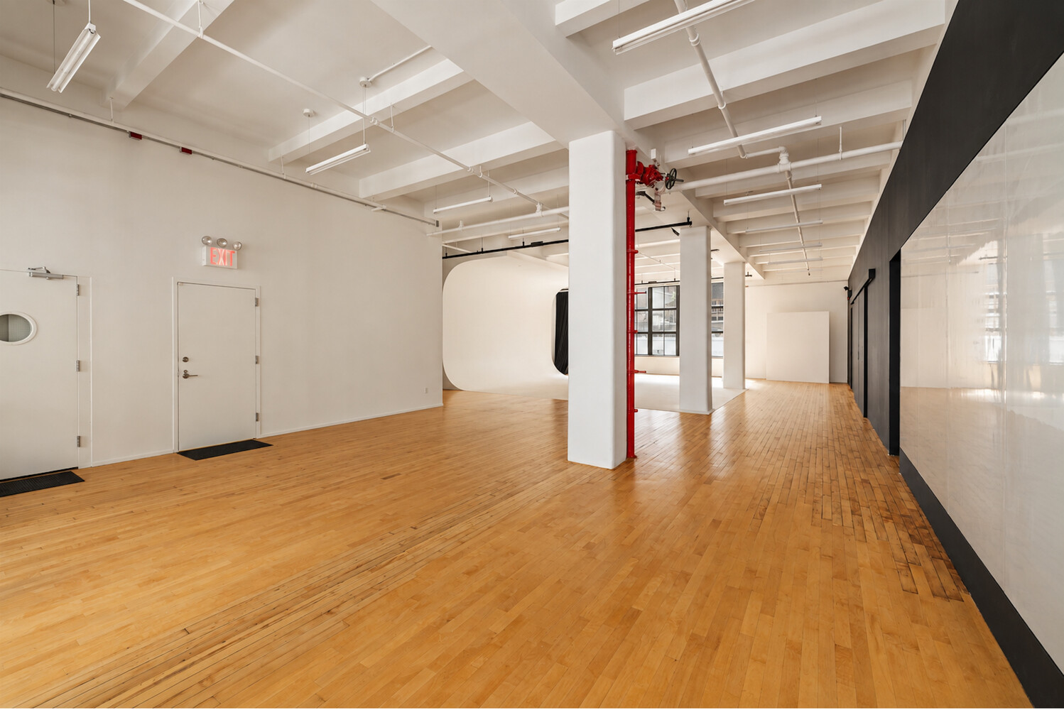 6 W 20TH Street 2