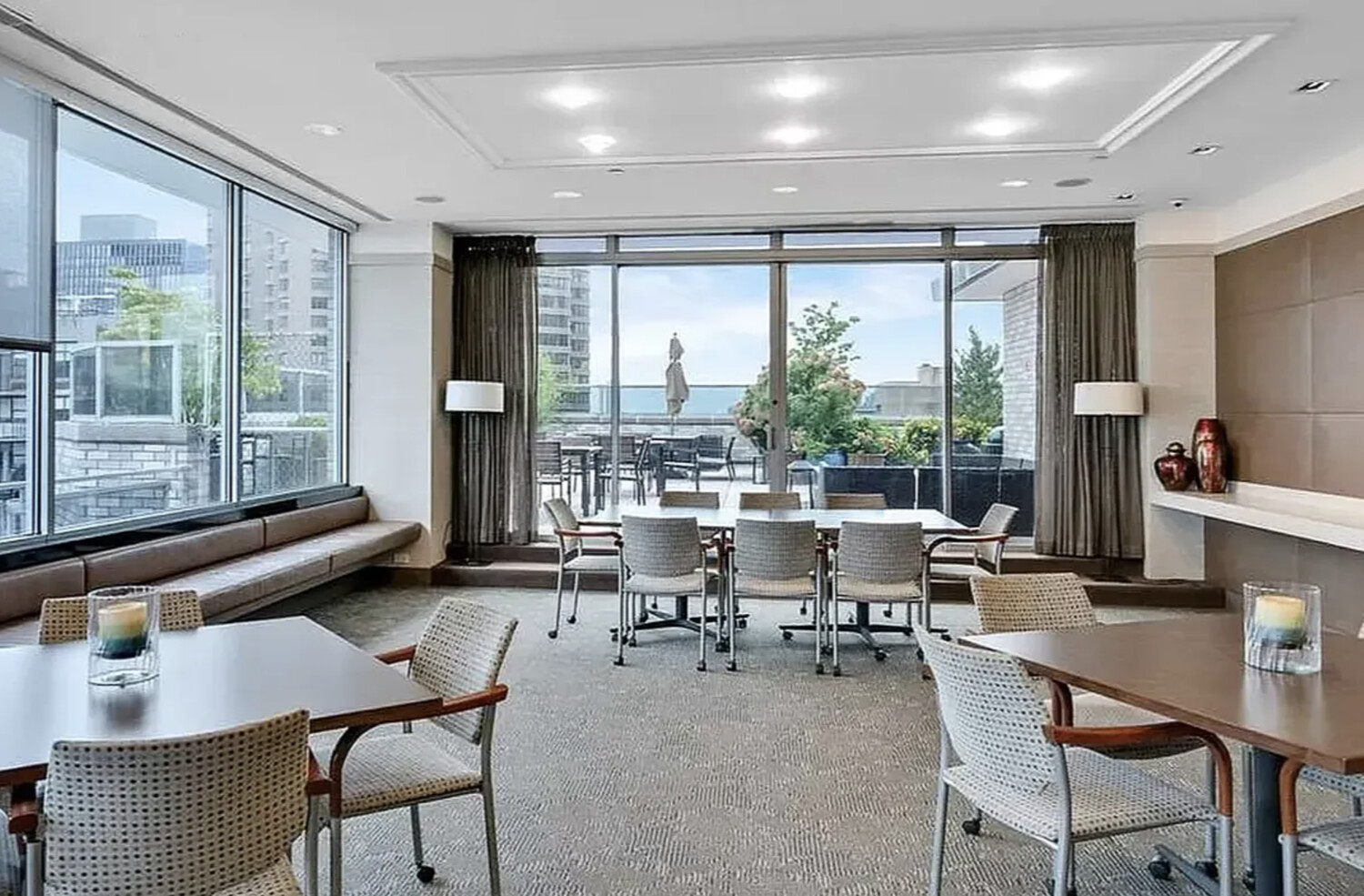 300 E 40TH Street 32K