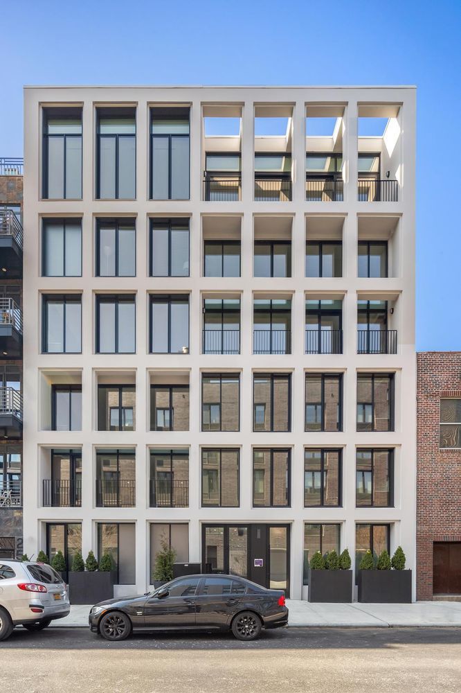 256 N 9TH Street 2B