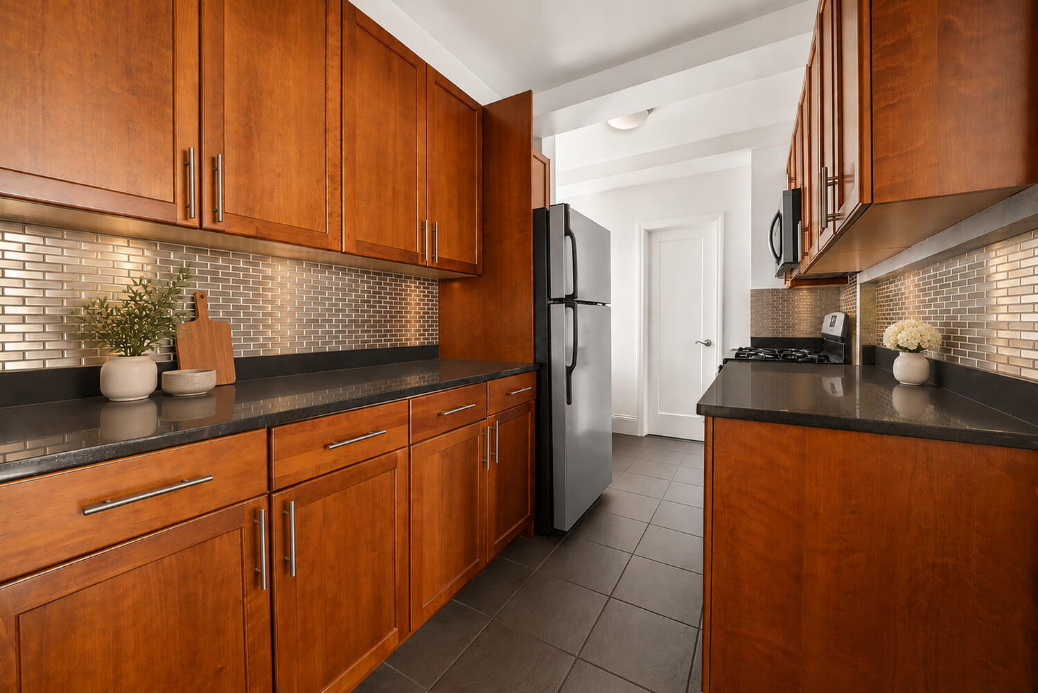 16 PARK Avenue 8B