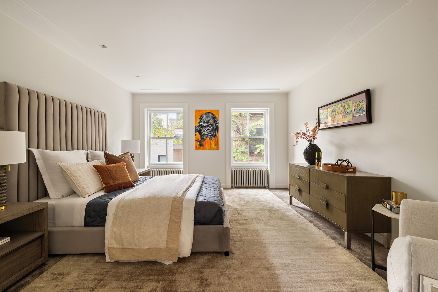 141 E 18TH Street