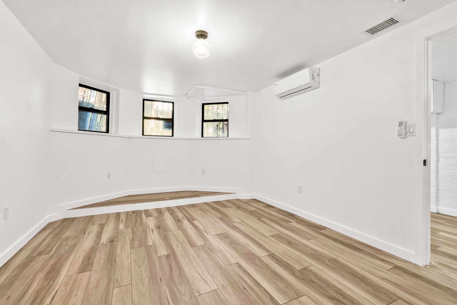 59-12 MADISON Street 2