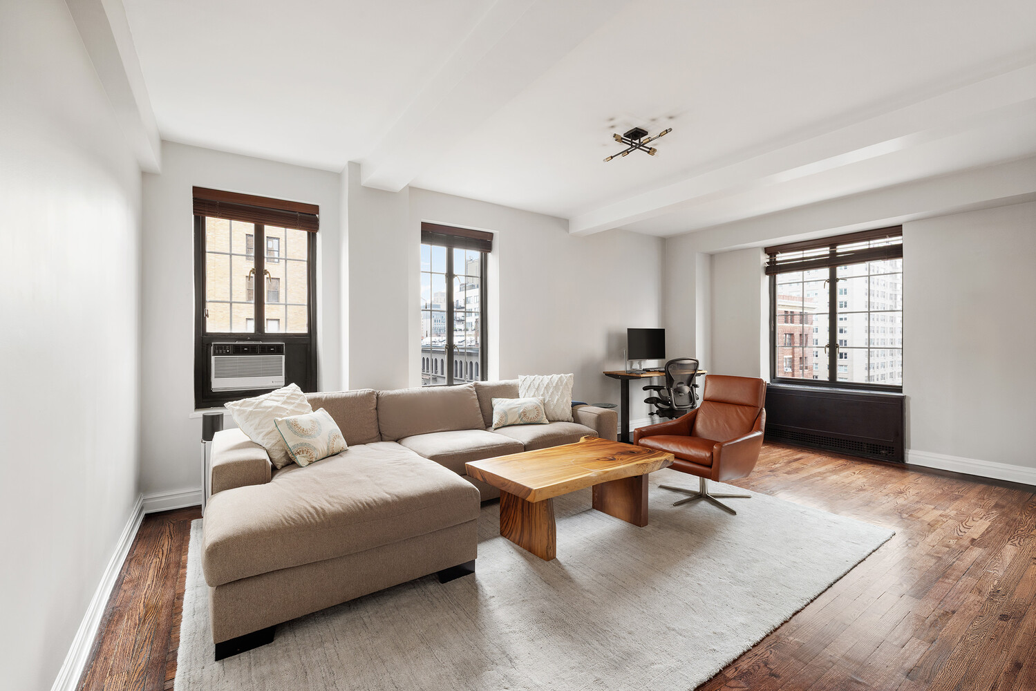 201 W 16TH Street 9B