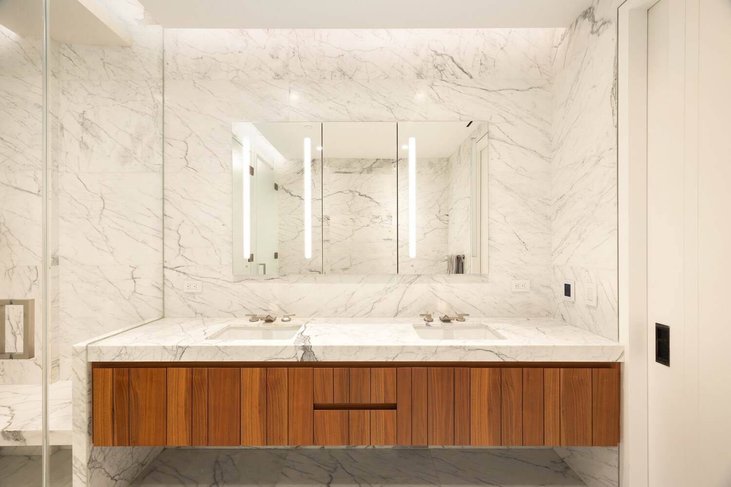 111 LEROY Street PH2