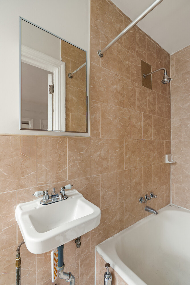 44-14 NEWTOWN Road 3M