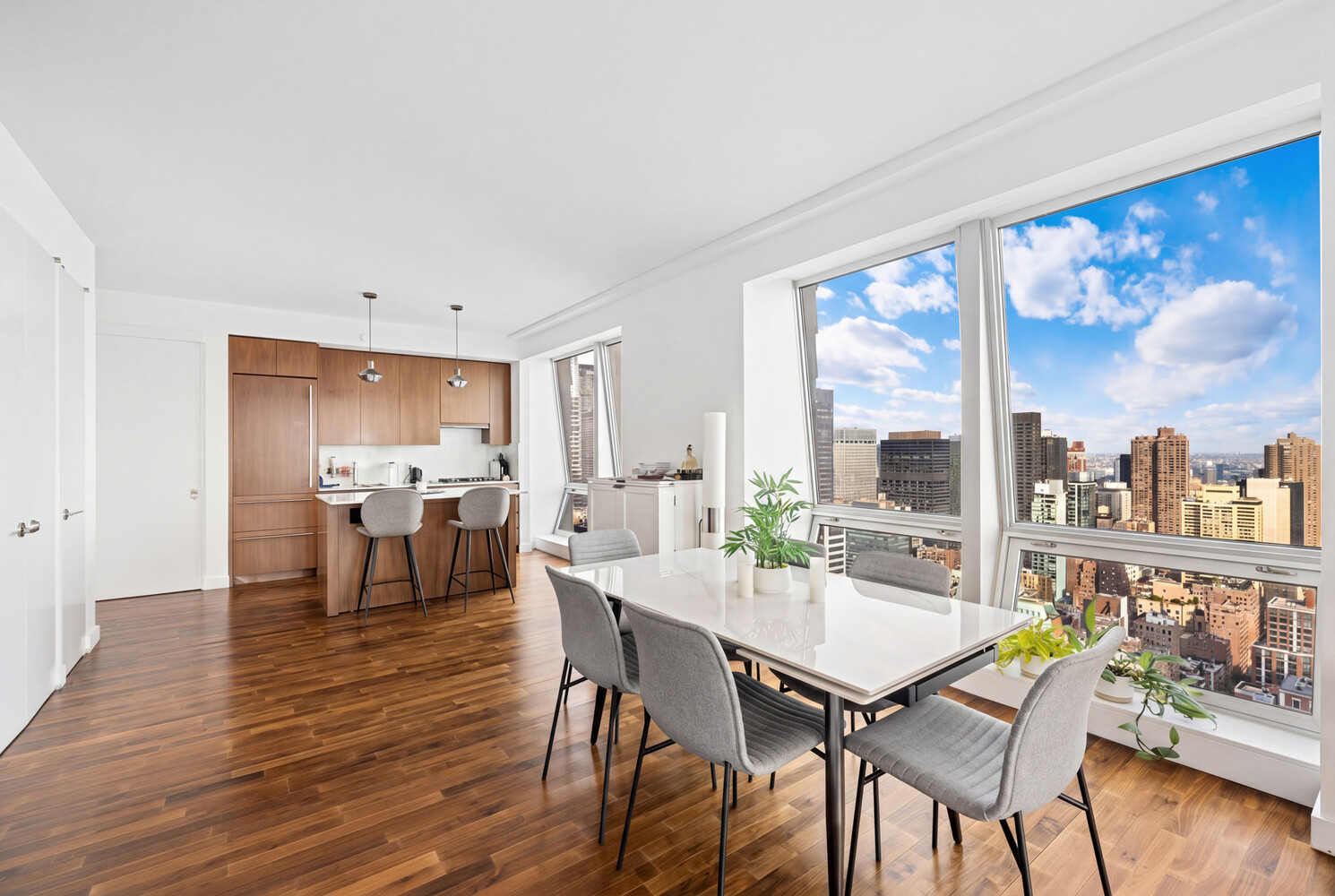 400 5TH Avenue 46AB