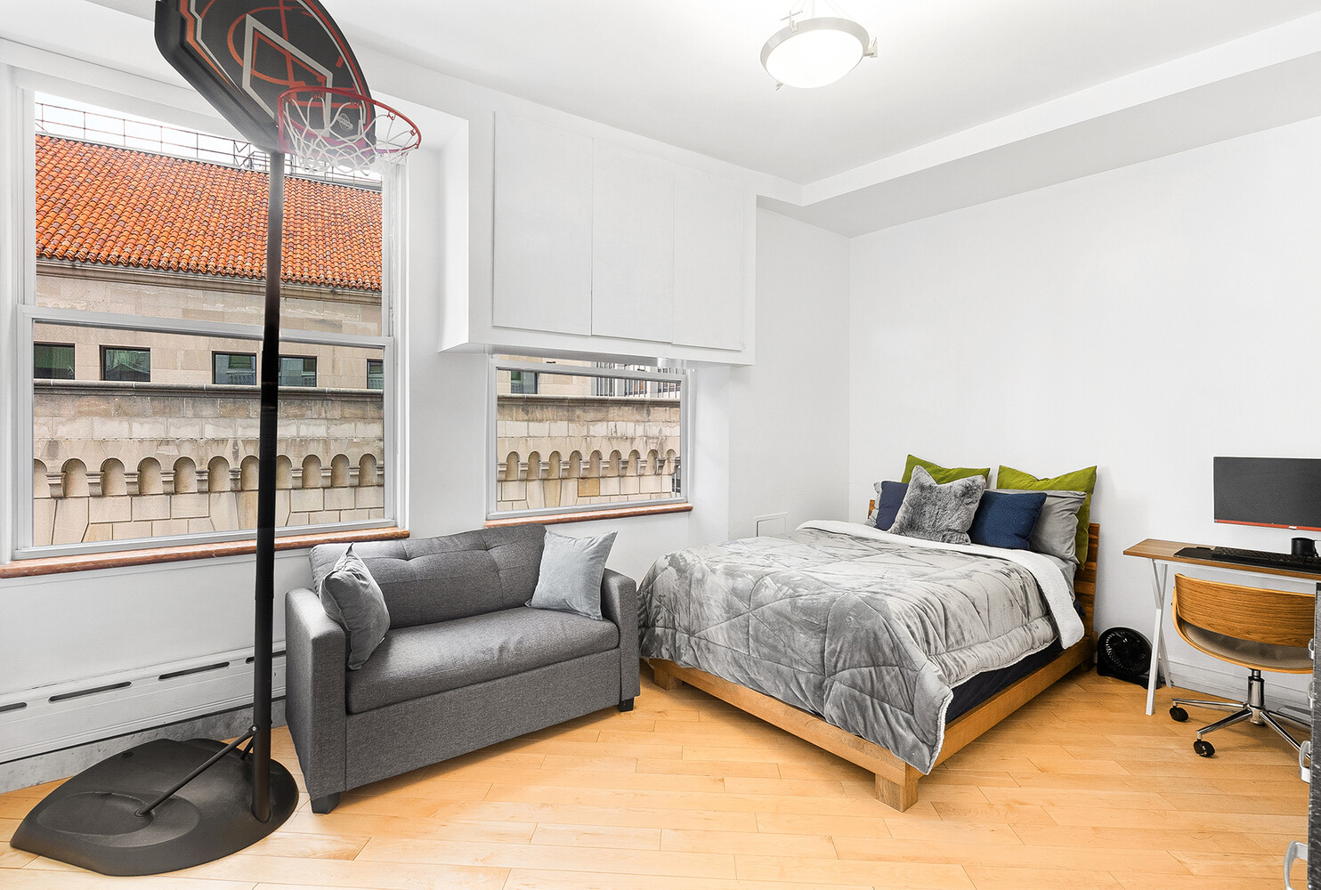 55 LIBERTY Street 19/20A