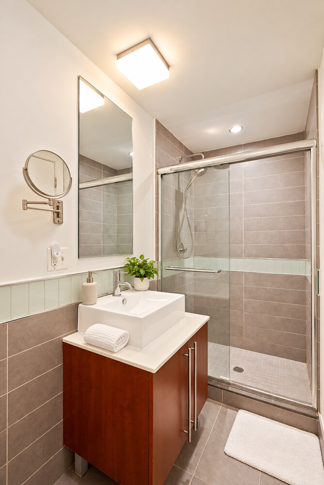 100 MASPETH Avenue 6H