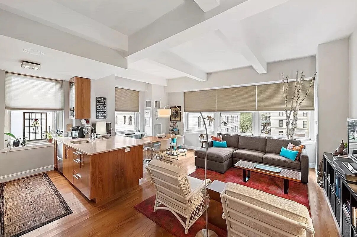 88 GREENWICH Street 609