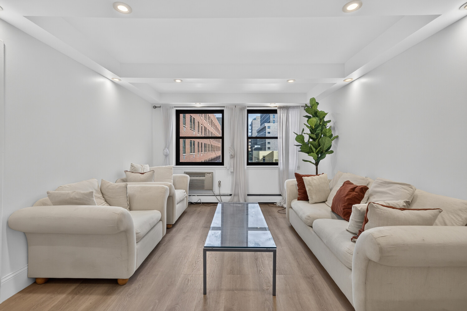 130 LENOX Avenue 402