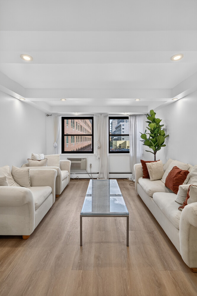 130 LENOX Avenue 402