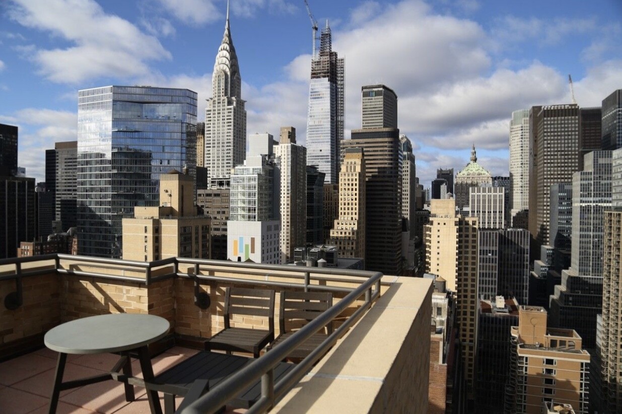 310 E 40TH Street 6K