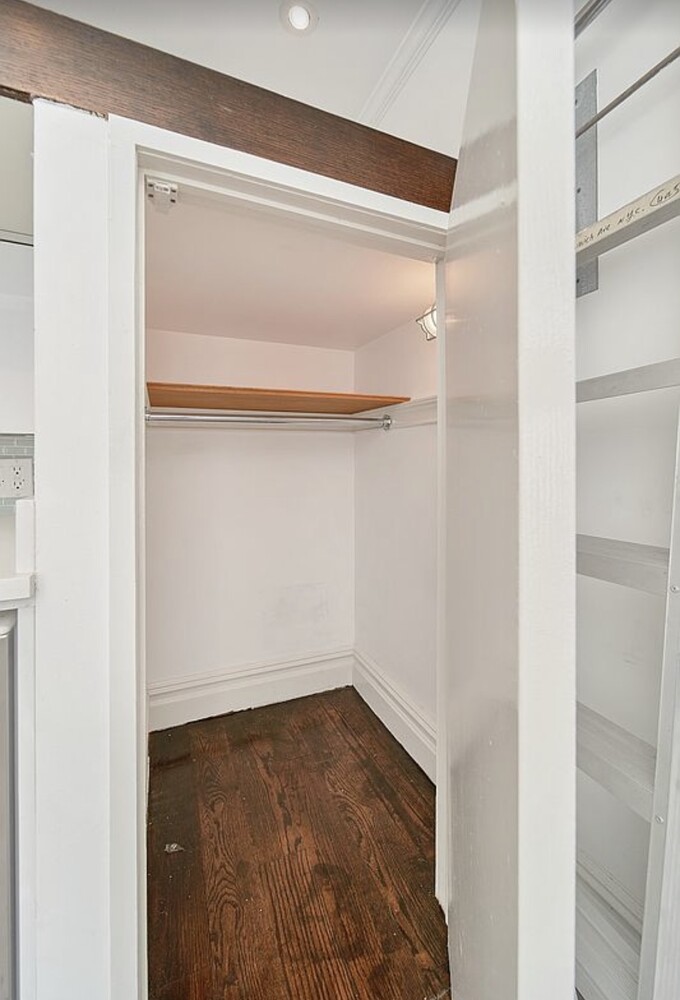 102 GREENWICH Avenue 10