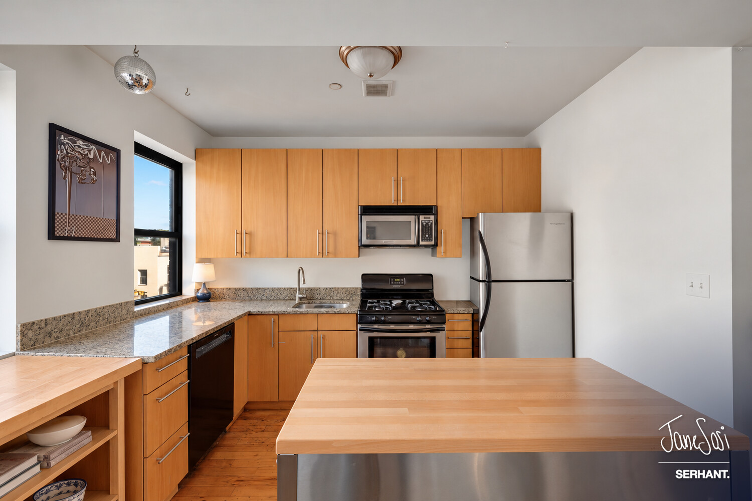 86 GREEN Street 3
