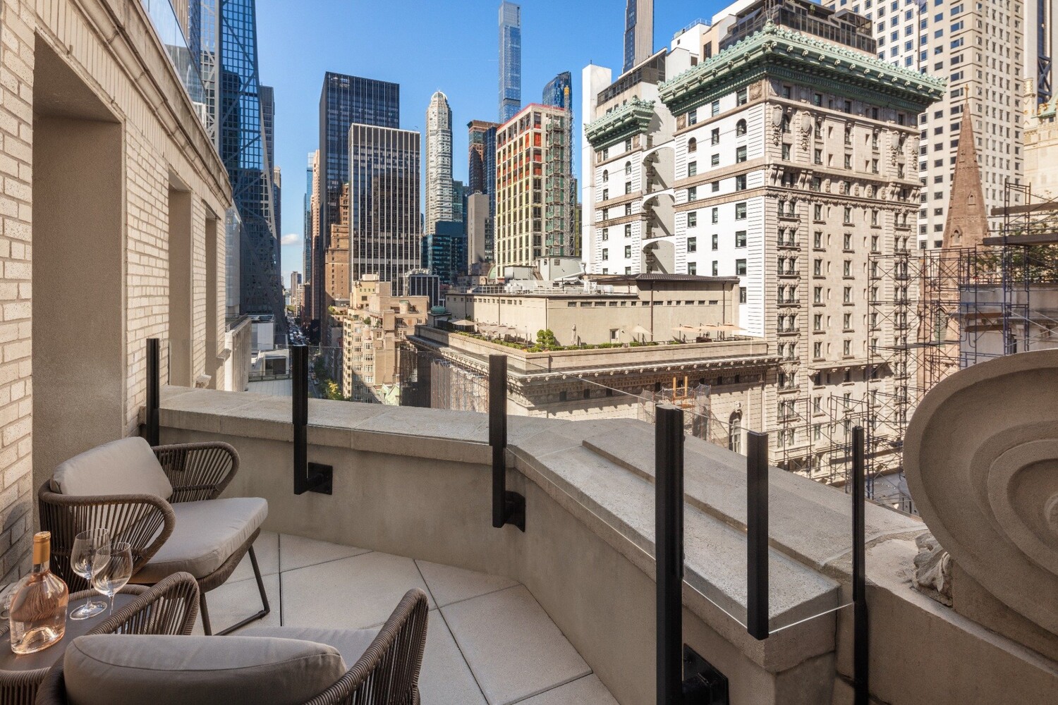 685 5TH Avenue 16D