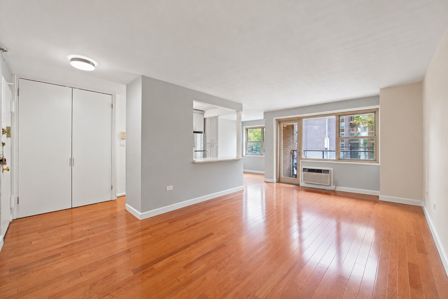 200 COZINE Avenue APT1E