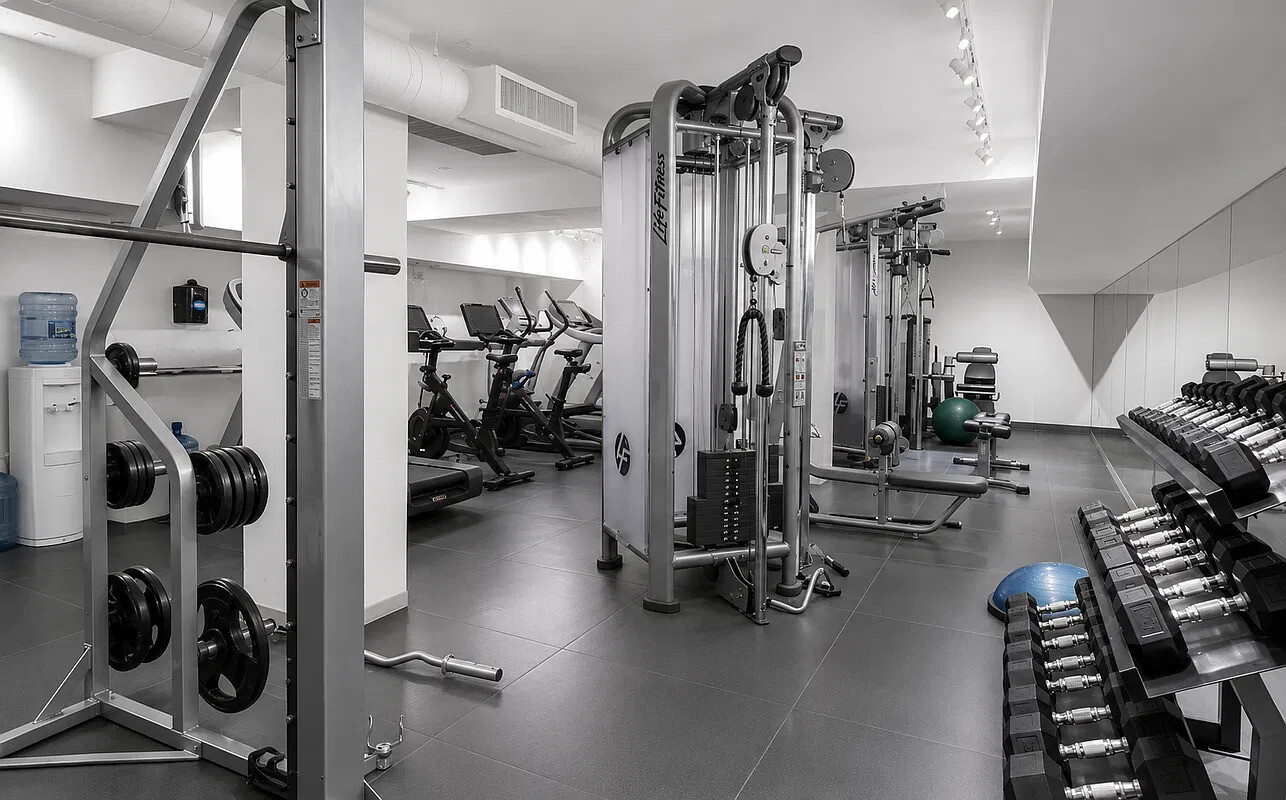 420 W 25TH Street APT6F