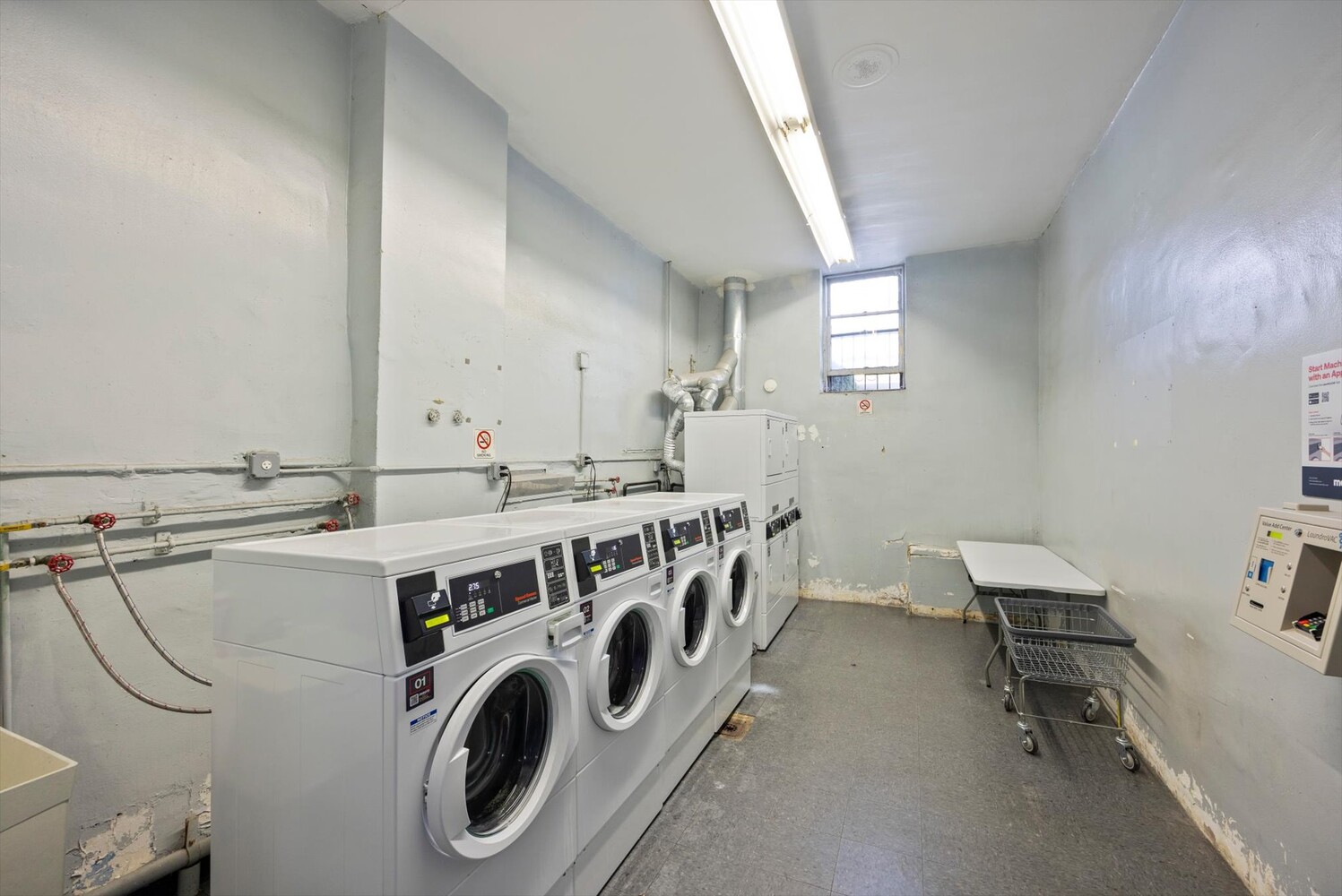 1215 AVE M 6G
