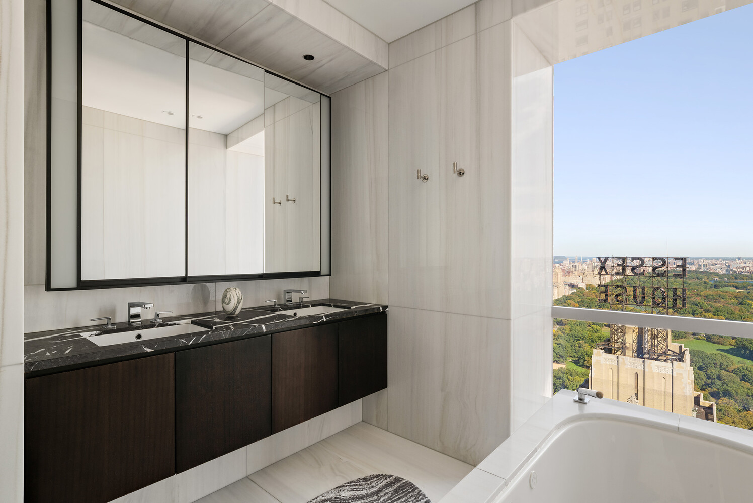 157 W 57TH Street 51C