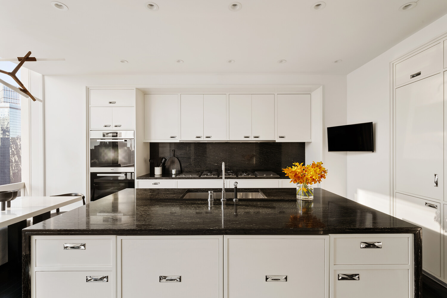 157 W 57TH Street 51C