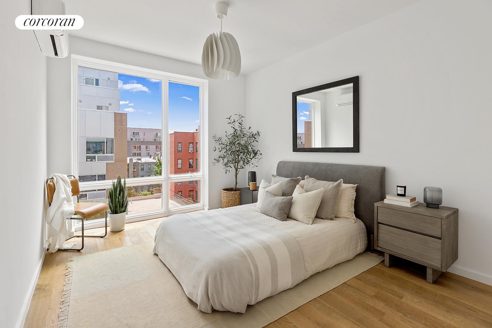 159 E 118TH Street Unit: 6PHB