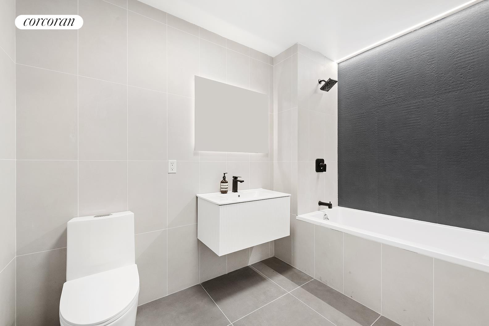 159 E 118TH Street Unit: 6PHB