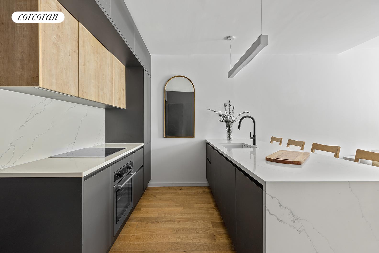 159 E 118TH Street Unit: 6PHB